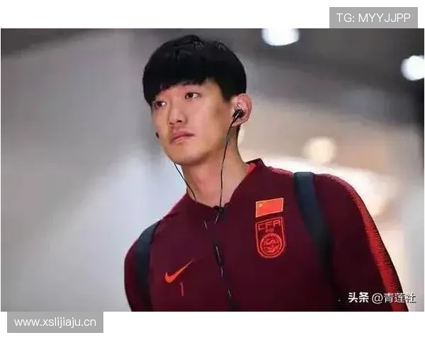 颜骏凌居然在球场外的生活被拍，豪车都排起长龙了？