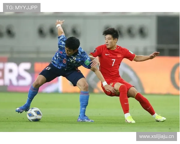 巴洛特利今天又笑着走出球场，钱包鼓得像他脖子上的金链一样亮眼！