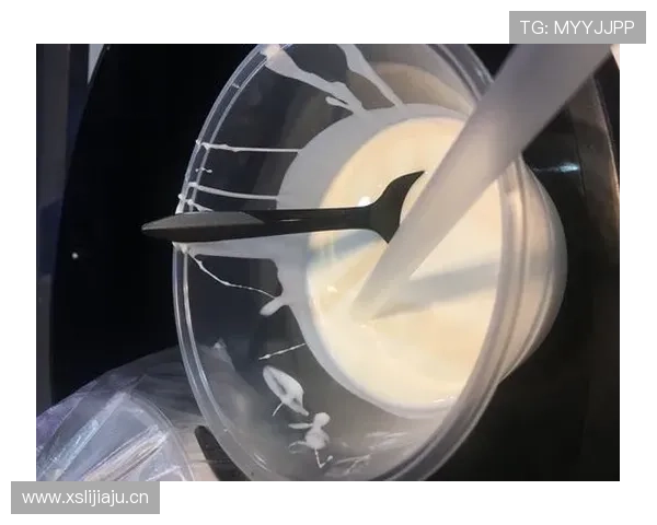 拉莫斯家冰箱里塞满蛋白粉，连香槟都换成无糖的了